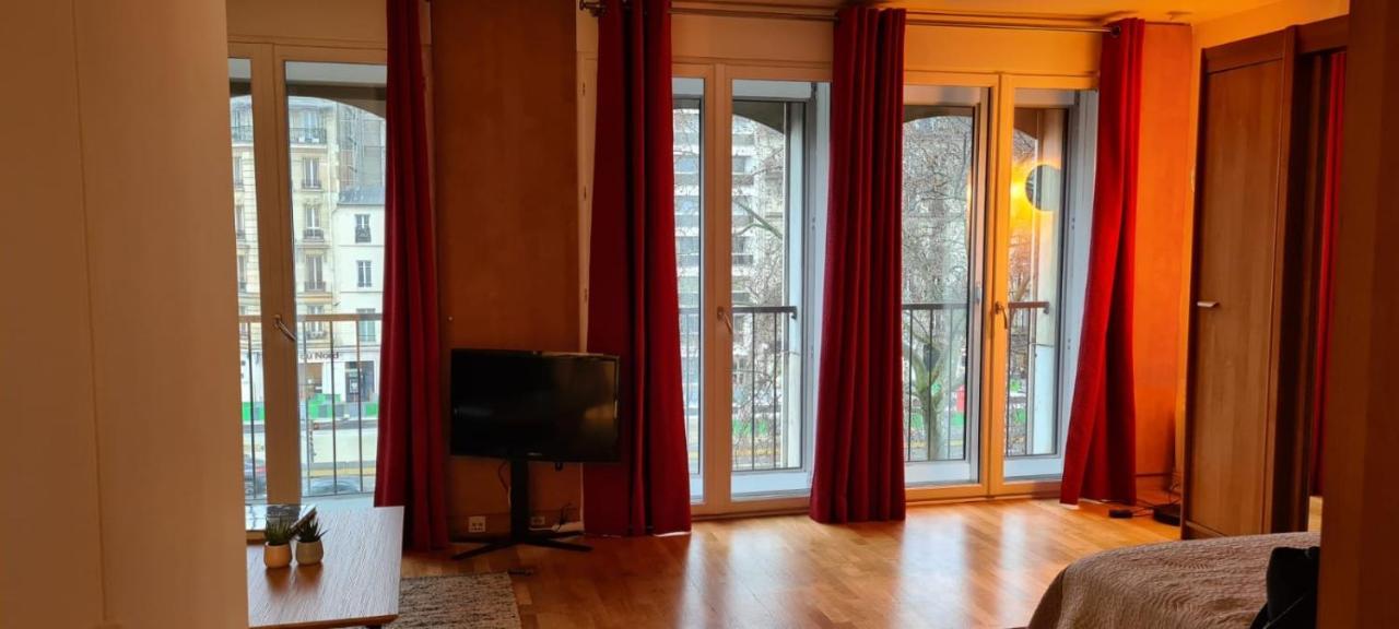 Neuilly Paradise Buitenkant foto
